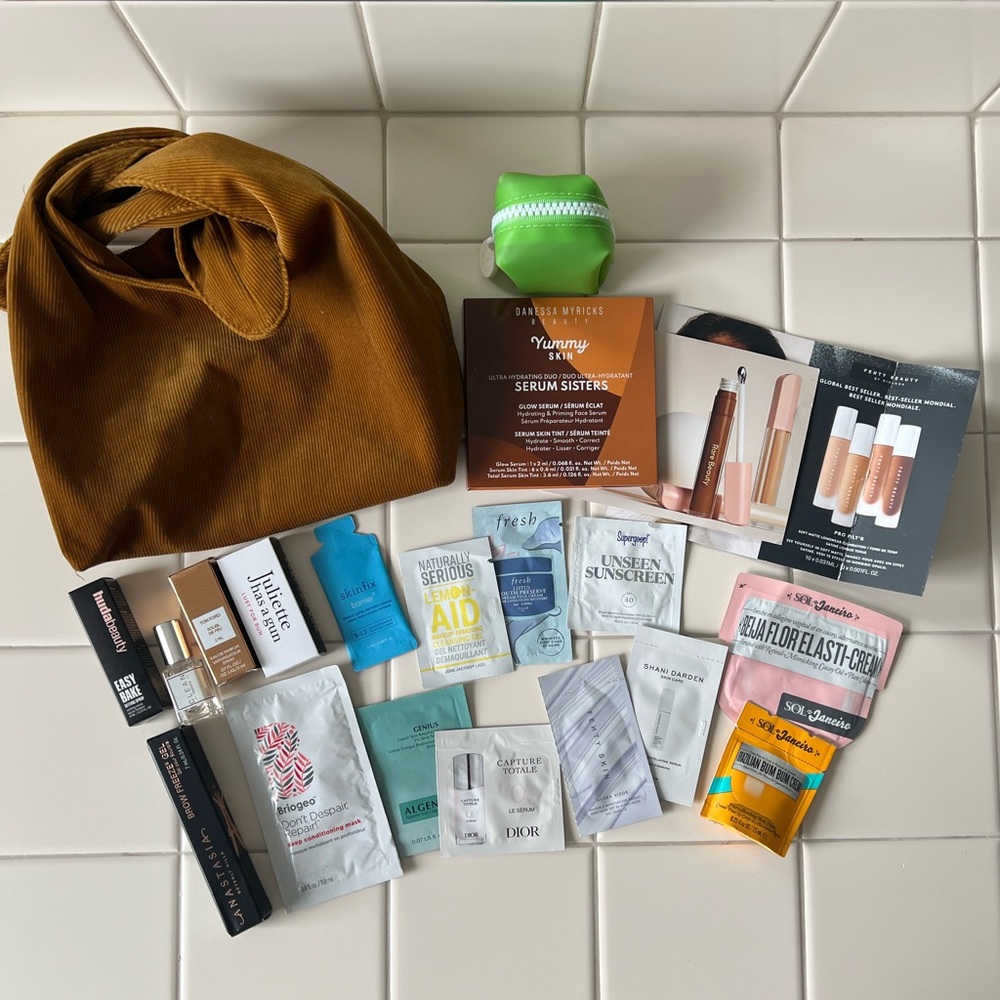 Cosmetic Samples Bundle
